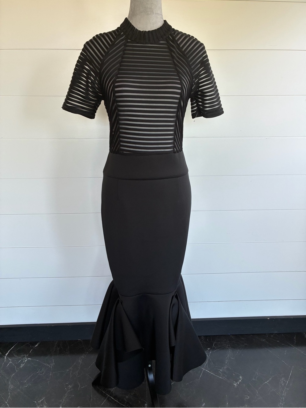 Eien Black Mesh Sheer Stretch Maxi Dress High Neck Cap Sleeve Mermaid M